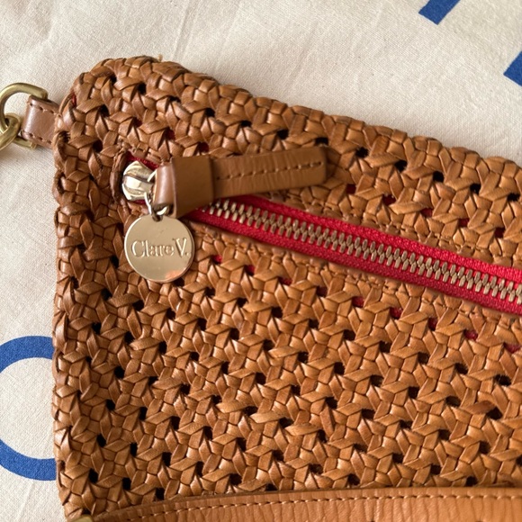 Clare V Grande Fanny - Picture 2 of 10